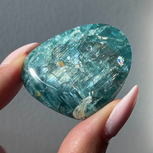 lake baikal gem blue apatite