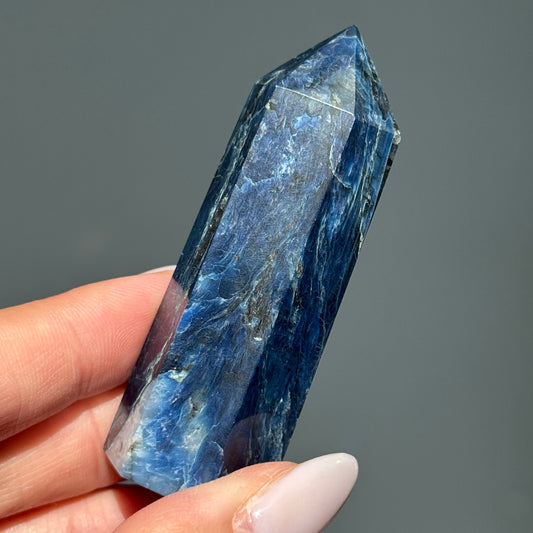 Dumortierite Tower #8