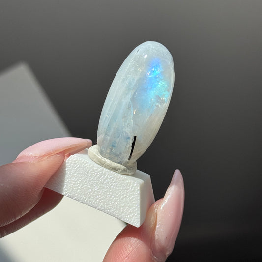 gem rainbow moonstone shiva
