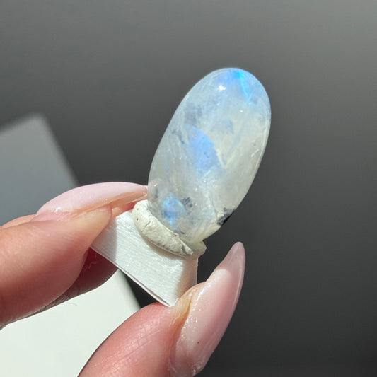 gem rainbow moonstone shiva