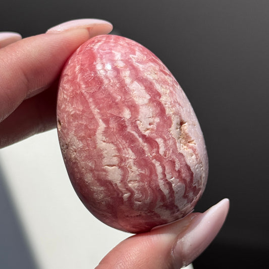 rhodochrosite egg