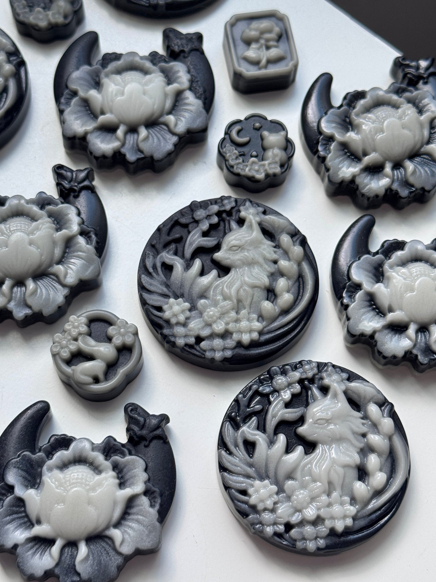 taiji stone carving crystal carving black and white