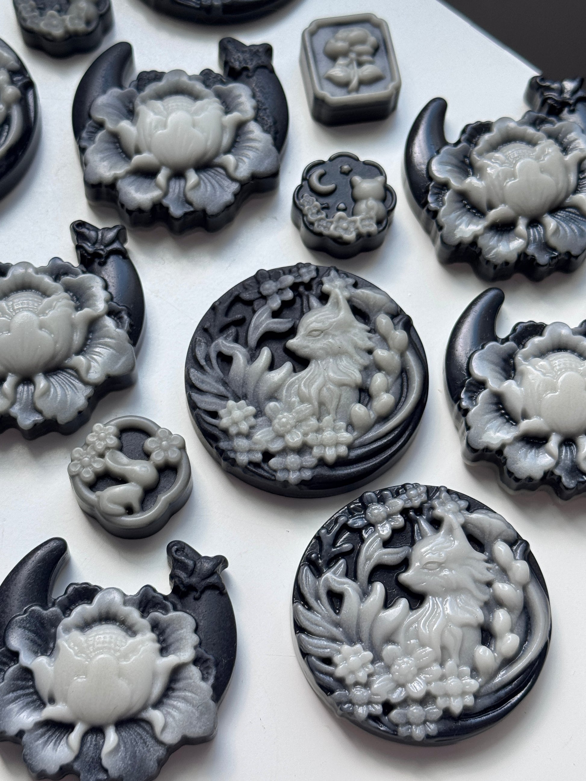 taiji stone carving crystal carving black and white