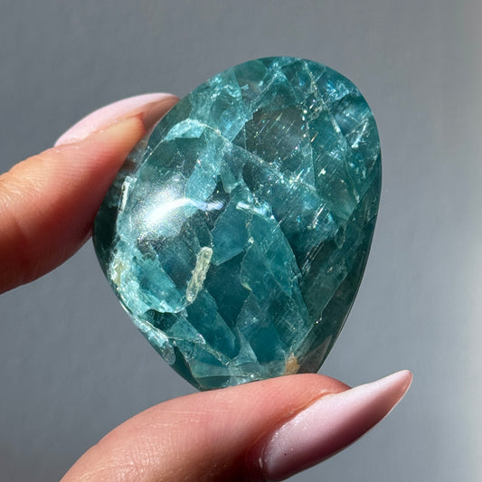 lake baikal gem blue apatite