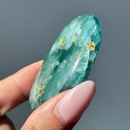 lake baikal gem blue apatite