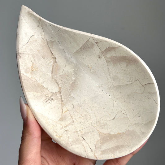 Teardrop Onyx Dish 1