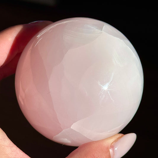 Mangano Calcite Sphere (UV Reactive) #4