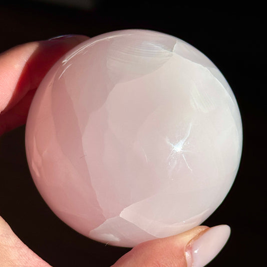 Mangano Calcite Sphere (UV Reactive) #4