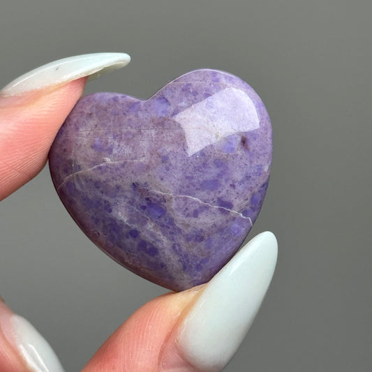 Unicorn Lavender Jade Heart Carving #D