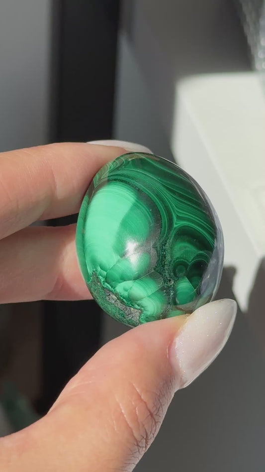Chatoyant Malachite Egg #7