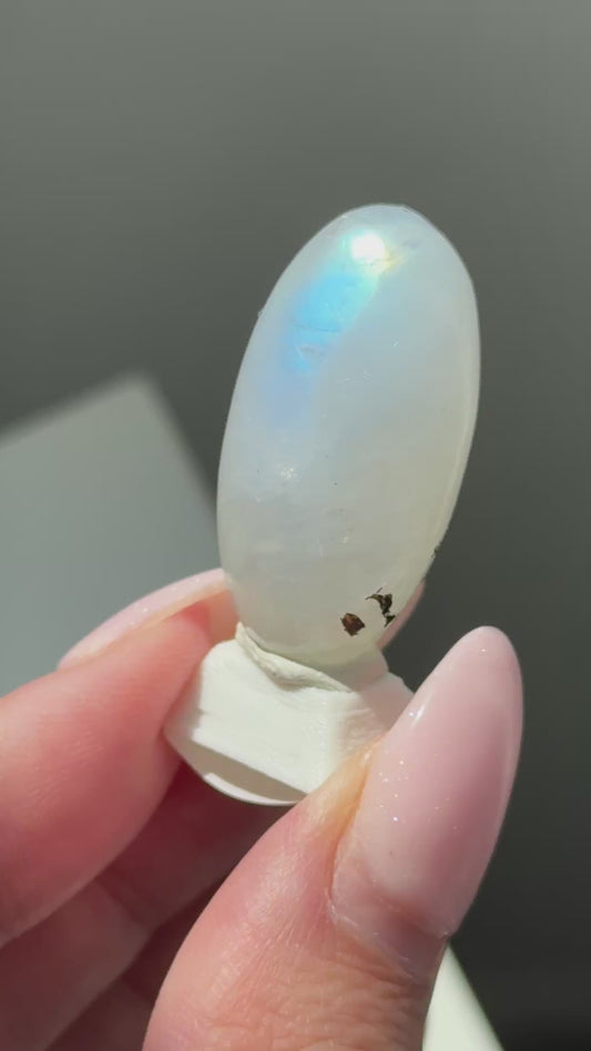 gem rainbow moonstone shiva