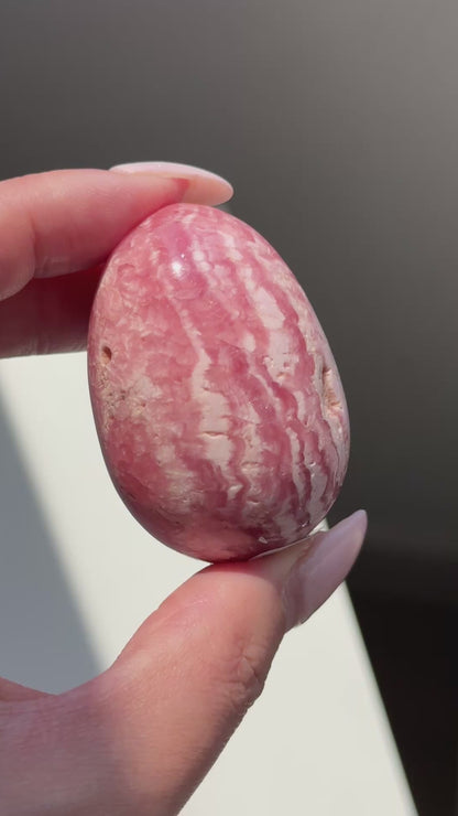 rhodochrosite egg
