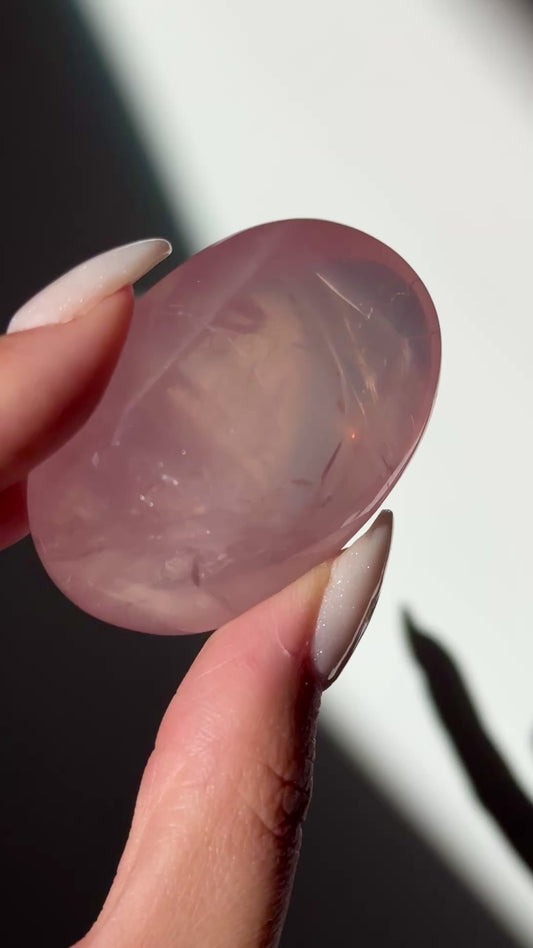 Dark Rose Quartz Palm #18